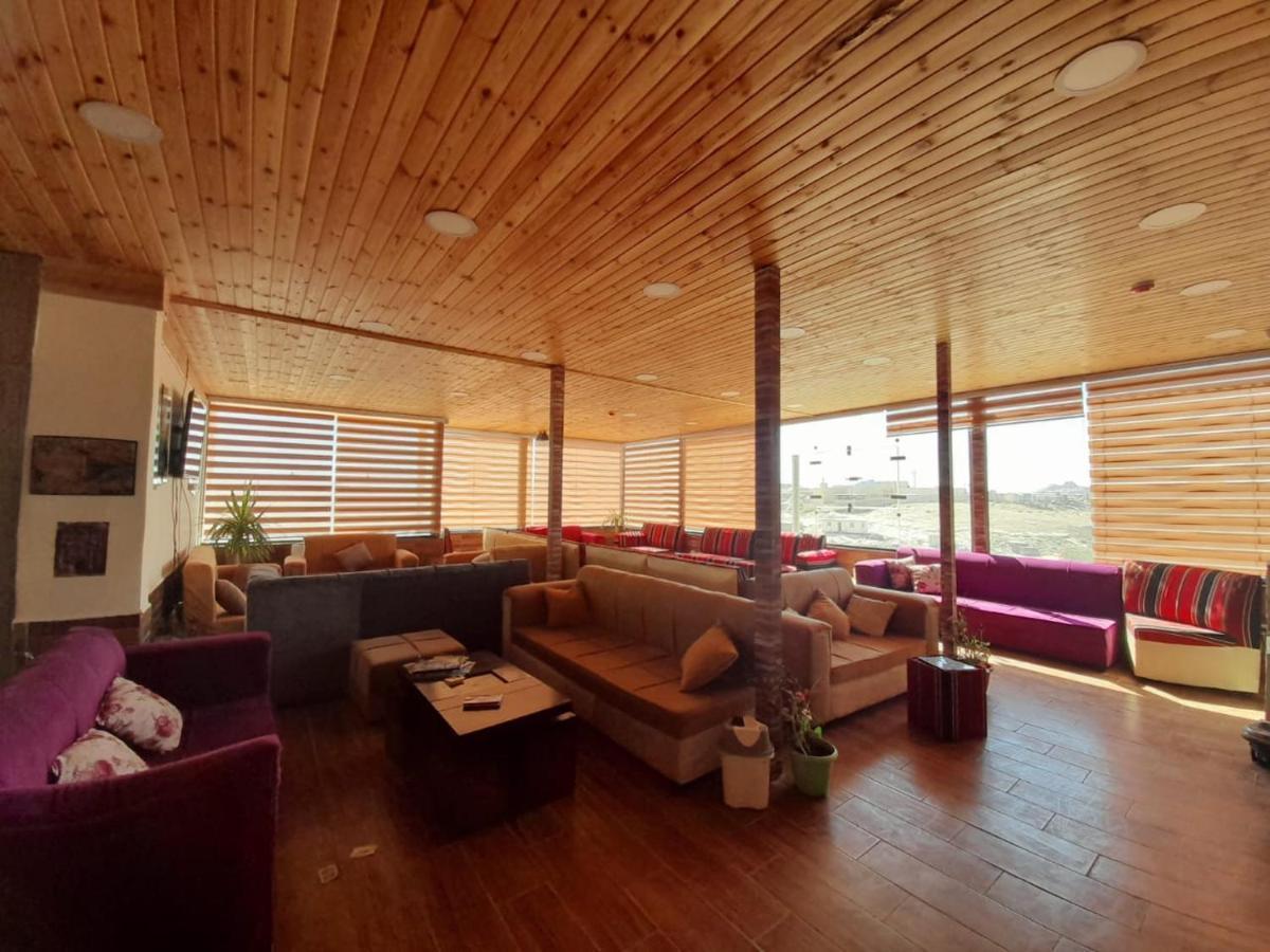 Petra Cabin Hostel Вади Муса Экстерьер фото