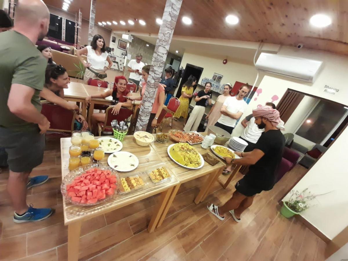 Petra Cabin Hostel Вади Муса Экстерьер фото
