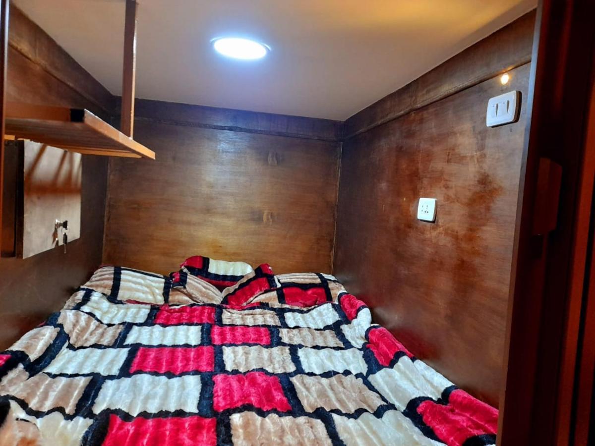 Petra Cabin Hostel Вади Муса Экстерьер фото