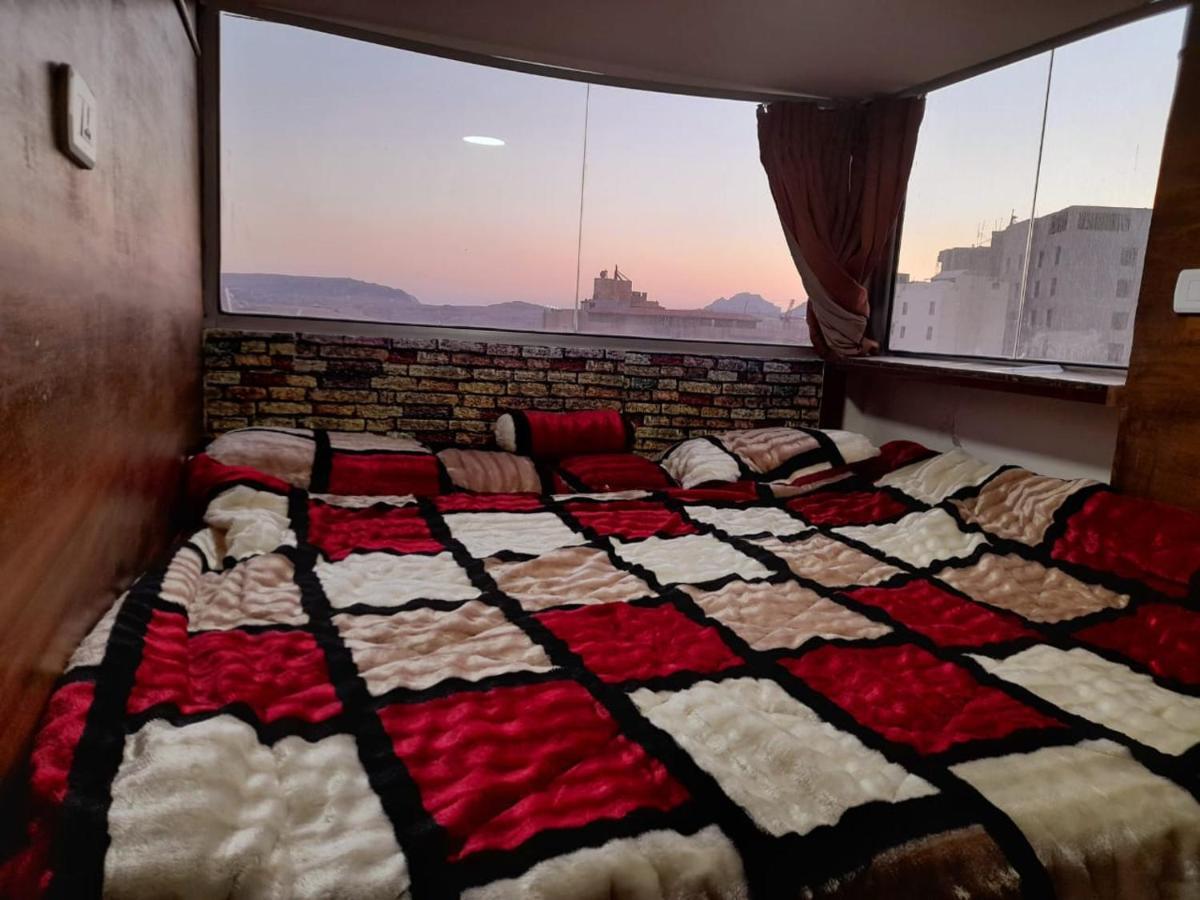 Petra Cabin Hostel Вади Муса Экстерьер фото