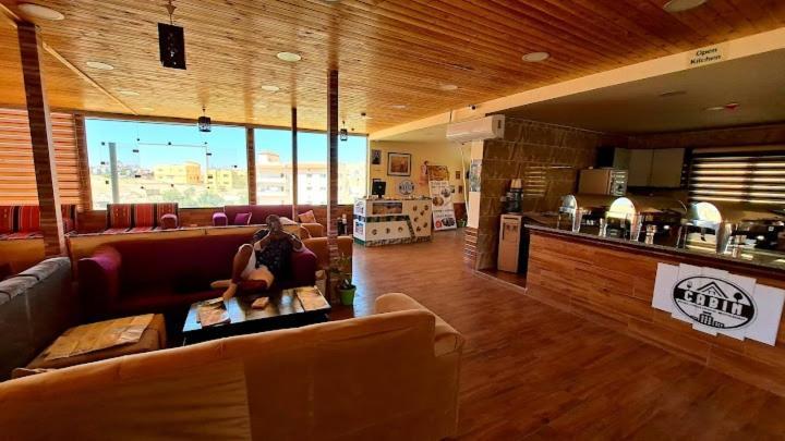 Petra Cabin Hostel Вади Муса Экстерьер фото