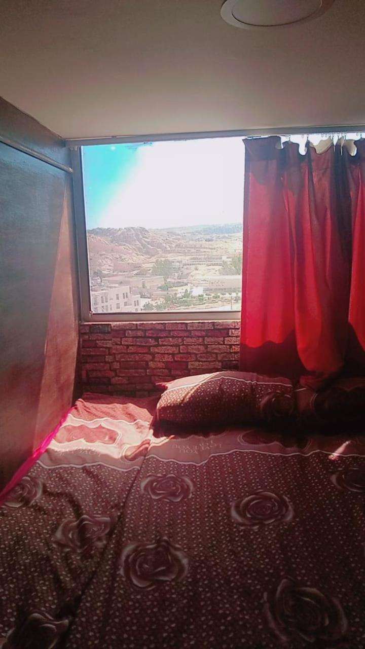 Petra Cabin Hostel Вади Муса Экстерьер фото